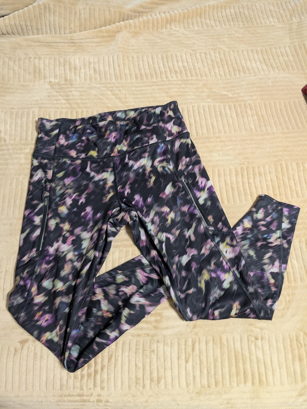 Women's Athleta Black Multicolor Leggings